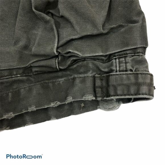 Two pairs Men’s Green Cargo Shorts size 32 and 34 - Picture 3 of 8